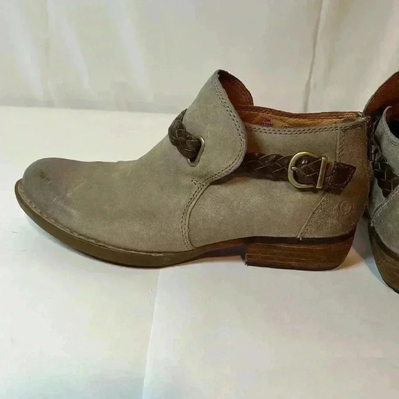 BORN Womens Sylvia Ankle Bootie Tan Leather Brown Braid Accent Back Zip Size 7.5 - Picture 5 of 11